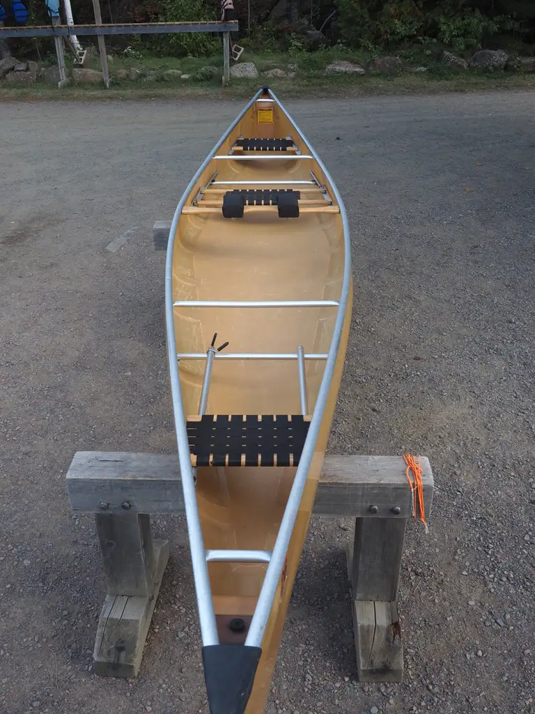 Canoe 36 for sale: 3 person MN 3