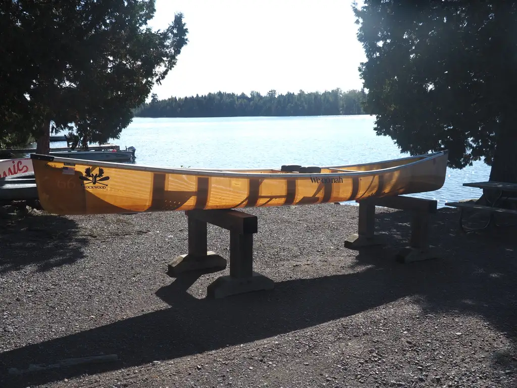 Canoe 66 for sale: Wenonah Spirit II